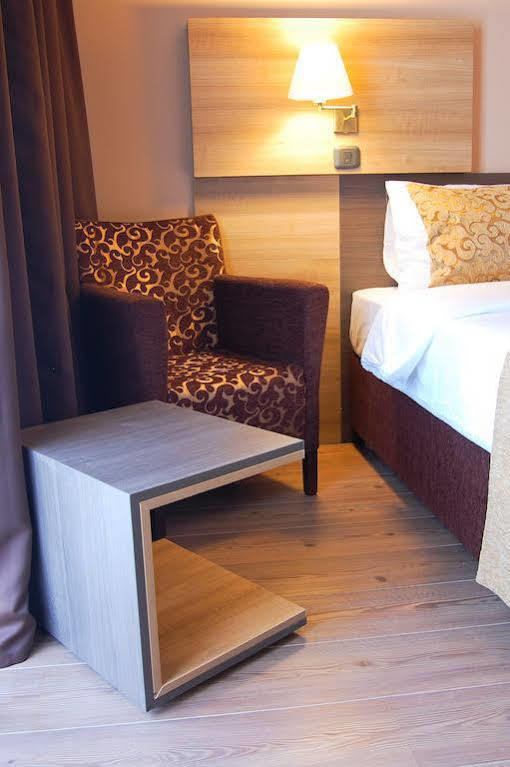Hotel Hill Jagodina Kültér fotó
