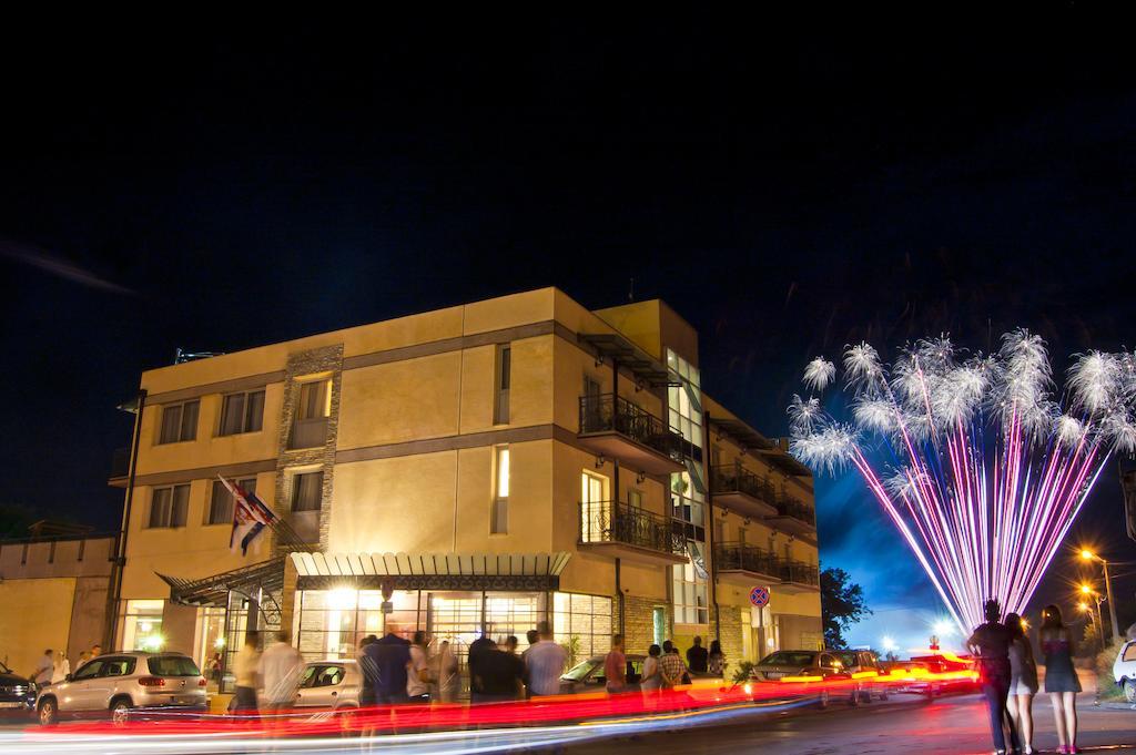 Hotel Hill Jagodina Kültér fotó